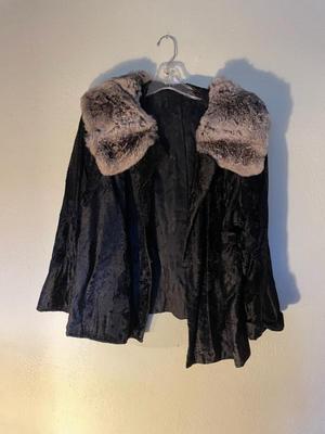 Sale Photo Thumbnail #227