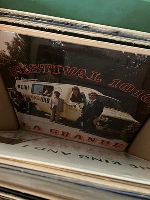 Sale Photo Thumbnail #341