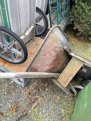 Sale Photo Thumbnail #556