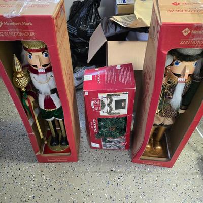 Sale Photo Thumbnail #52