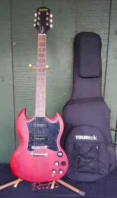 EPIPHONE CLASSIC ELECTRIC GUITAR 