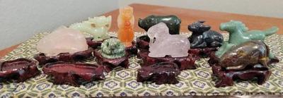 MINIATURE CARVED ANIMALS 