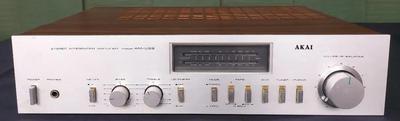 AKAI AM-U33 STEREO AMPLIFIER 