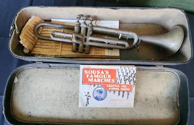 VINTAGE BAND TRUMPET