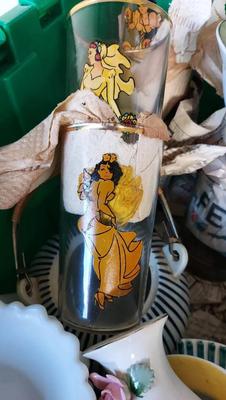 MYSTERY LOT OF  VINTAGE DISHES 