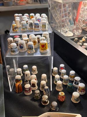 Sale Photo Thumbnail #153: Huge Thimble collection