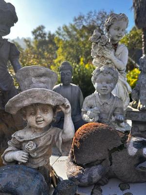 Sale Photo Thumbnail #576