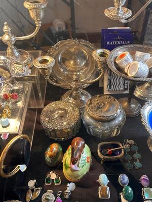 Sale Photo Thumbnail #17