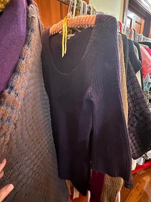 Sale Photo Thumbnail #447