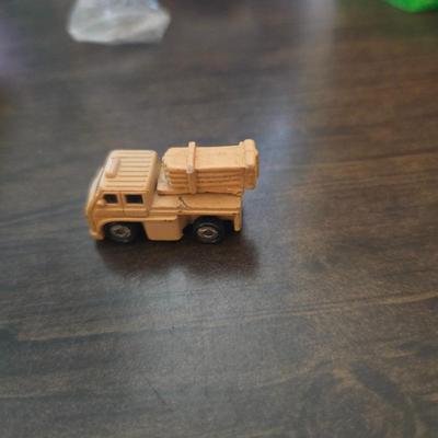 Sale Photo Thumbnail #138