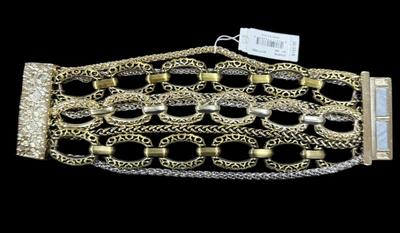 Sale Photo Thumbnail #34