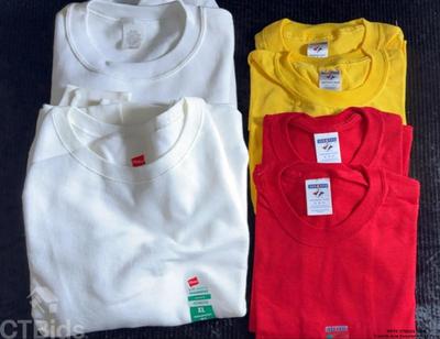 T shirts and sweatshirts 6 pcs)