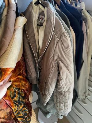 Sale Photo Thumbnail #298