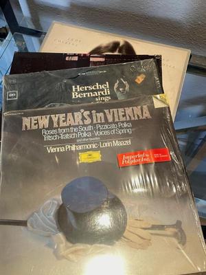 Sale Photo Thumbnail #287