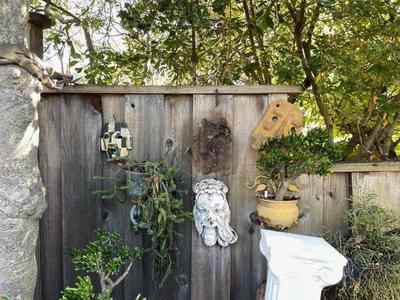 Sale Photo Thumbnail #596