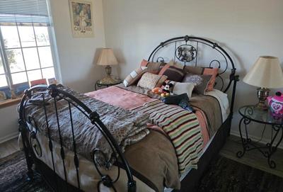 Sale Photo Thumbnail #52