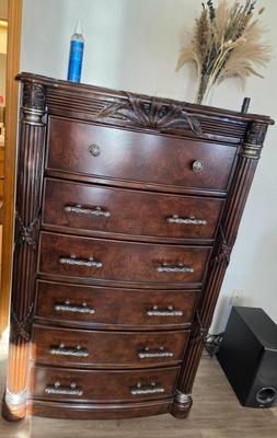 Sale Photo Thumbnail #2