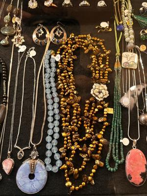 Sale Photo Thumbnail #126