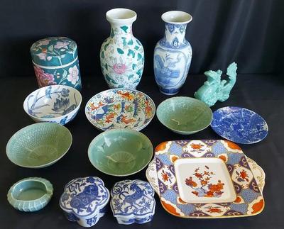 PRETTY ORIENTAL-THEMED HOUSEHOLD ITEMS