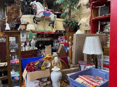 Estate sale photo