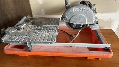 Rigid 7in Wet Tile Saw 