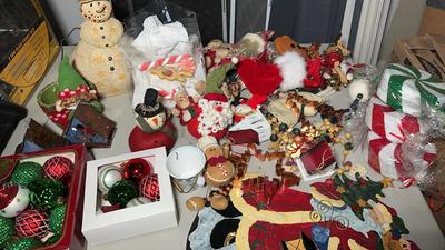 Cloth Ornaments & Christmas Decor