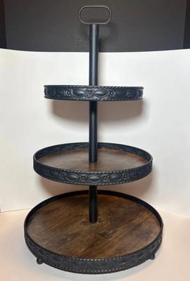 Rusnugic 3-Tiered Display w/ Black Metal Frame & Wood-Look Trays