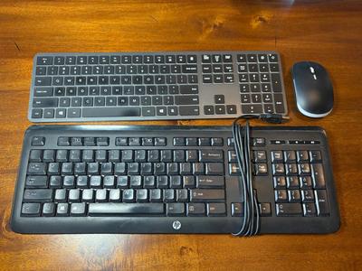 Seenda Wireless Rechargeable Keyboard & Mouse Model: ISJ-ZXK22TZ & HP Wired Keyboard Model: KU-1060 