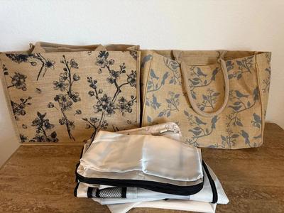 Tote Bags & Packing Cubes