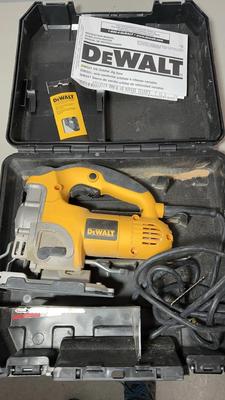 Dewalt VS Orbital Jig Saw