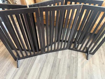 2 Unipaws 3-Panel Wooden Dog Gate