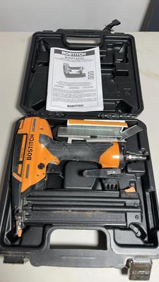 Bostitch Smart Point 18ga Pneumatic Brad Nailer