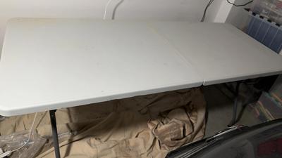 6ft Folding Table