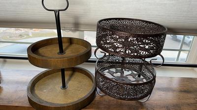 Rustic Tier Basket & Wood Tier Stand