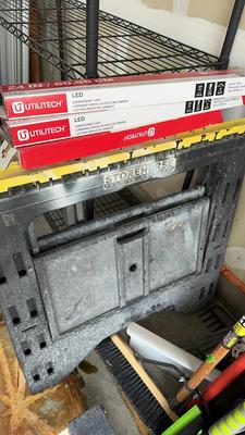 Sawhorses & Undercabinet Lights