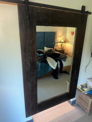 Sale Photo Thumbnail #194