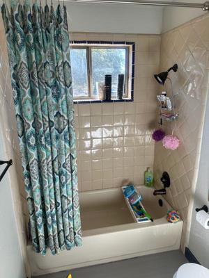 Sale Photo Thumbnail #188