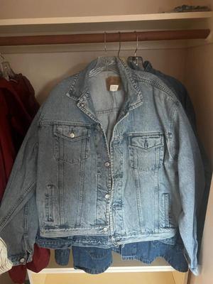 Sale Photo Thumbnail #77