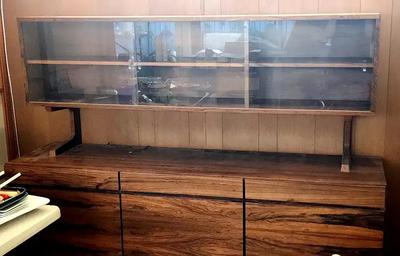 MID CENTURY MODERN CREDENZA WITH DISPLAY 