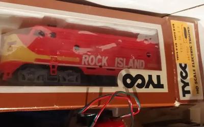 TYCO TRAINS AND ACCESSORIES