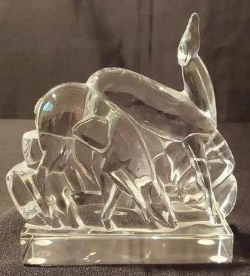 BACCARAT CRSTYAL GRAZING DEER FIGURE 