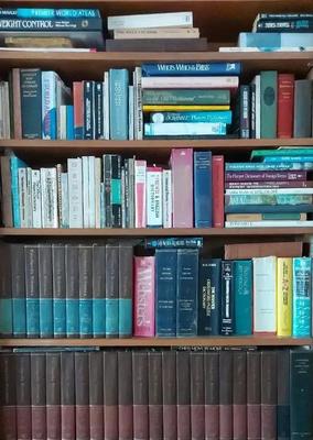 LARGE LOT OF VINTAGE BOOKS - DICTIONARIES, ENCYCLOPEDIAS, AND MORE