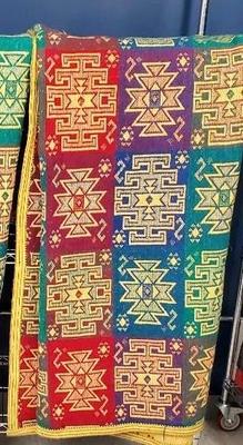 Colorful woven bed cover south american style geometric pattern b)