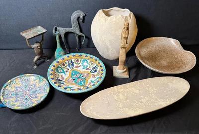 CE529 - Eclectic Decor Group