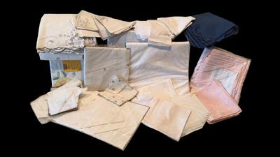 CE107 - Collection of Table Linens.