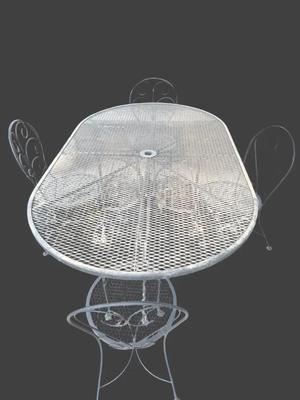 CE345 - Patio Set - 2