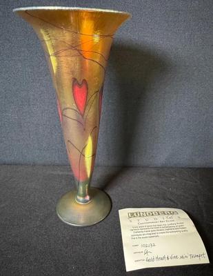 CE502 - Lundberg Studio - Hearts and Vines Mini Trumpet Vase - Signed