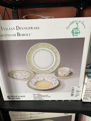 Sale Photo Thumbnail #162