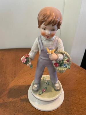 Sale Photo Thumbnail #244