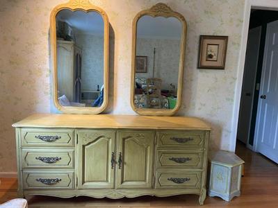 Sale Photo Thumbnail #267